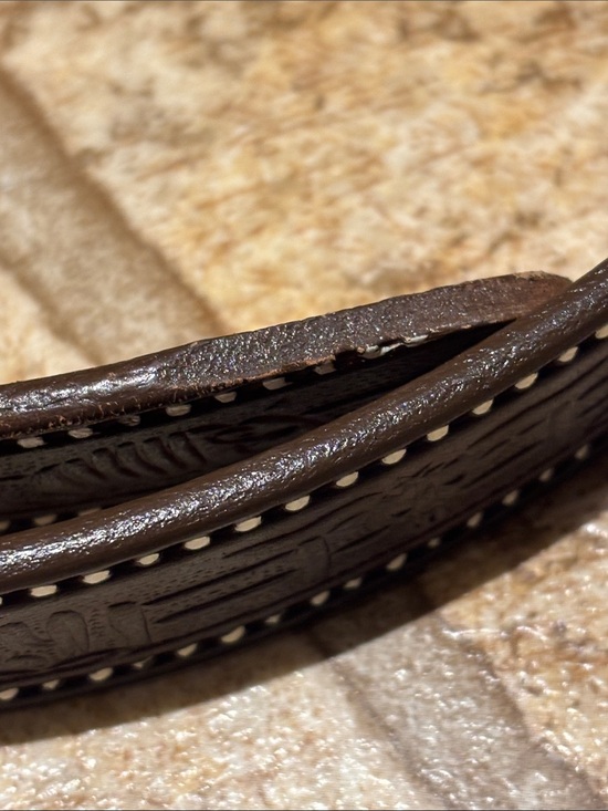 Hand-tooled edible leather belt by Mexican artisans. Size S /36 inches long